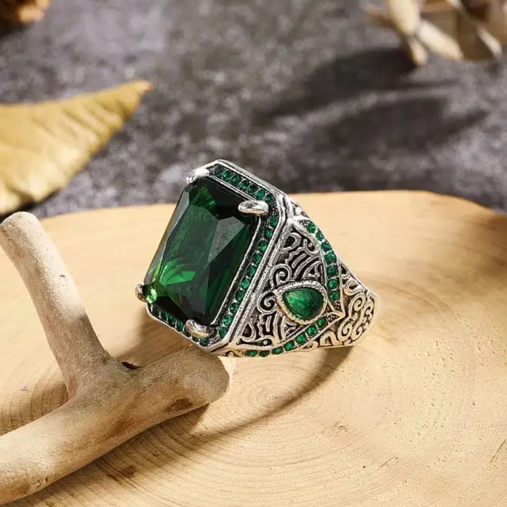 NEW Emerald Ottoman Turkish Retro Large Silver 925 Ring - Picture 3 of 6